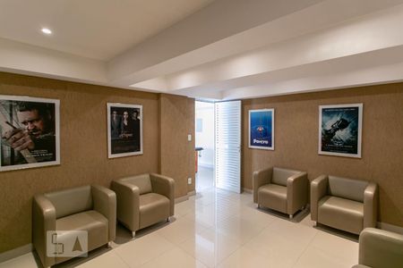 Casa para alugar com 98m², 3 quartos e 2 vagasÁrea comum - Sala de Cinema