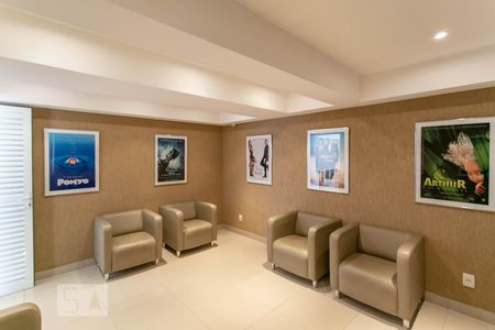 Casa para alugar com 98m², 3 quartos e 2 vagasÁrea comum - Sala de Cinema