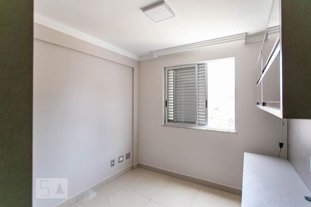 Casa para alugar com 98m², 3 quartos e 2 vagasQuarto 1