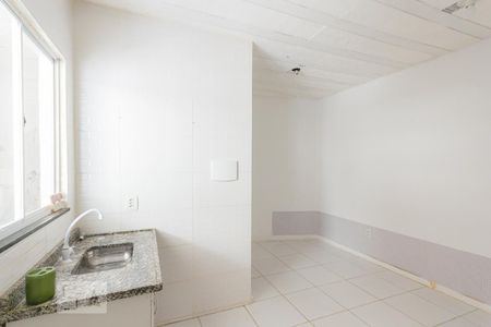 Sala e Quarto/Cozinha de StudioOuKitchenette com 1 quarto, 21m² Taquara