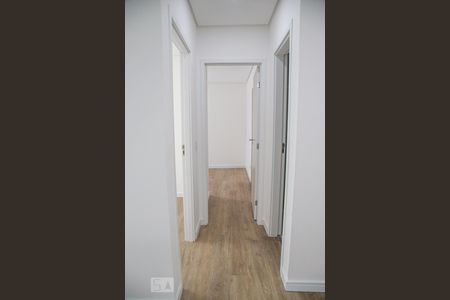 Corredor de apartamento para alugar com 2 quartos, 48m² em Rudge Ramos, São Bernardo do Campo