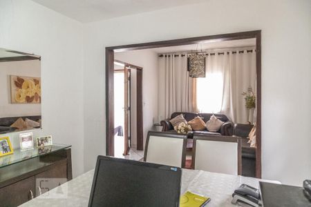 Casa à venda com 252m², 2 quartos e 5 vagasSala de Jantar