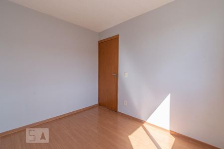 Quarto 2 de apartamento para alugar com 2 quartos, 46m² em Moinho dos Ventos, Goiânia