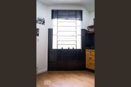 Cozinha de apartamento à venda com 1 quarto, 31m² em Centro, Porto Alegre