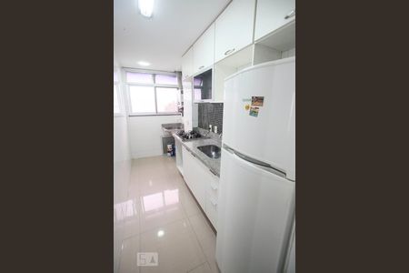 Apartamento à venda com 48m², 2 quartos e 1 vaga Apartamento à venda com 48m², 2 quartos e 1 vagaCozinha