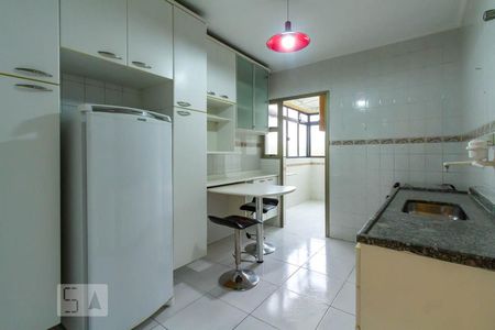 Apartamento para alugar com 65m², 2 quartos e 1 vagaCozinha