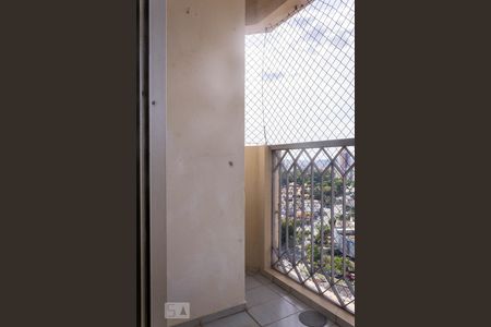 Apartamento para alugar com 75m², 2 quartos e 1 vaga Apartamento para alugar com 75m², 2 quartos e 1 vagaVaranda