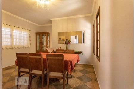Salada de Jantar de casa para alugar com 4 quartos, 336m² em Parque Jambeiro, Campinas