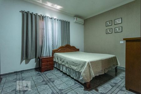 Suíte de casa para alugar com 4 quartos, 336m² em Parque Jambeiro, Campinas