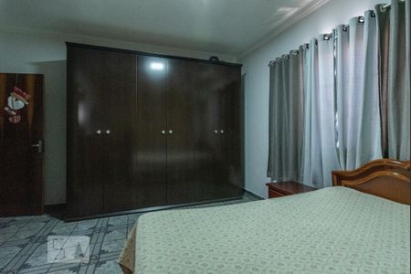 Suíte de casa para alugar com 4 quartos, 336m² em Parque Jambeiro, Campinas