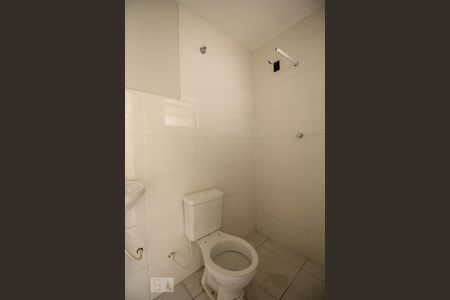 Casa de condomínio para alugar com 40m², 1 quarto e sem vagaBanheiro