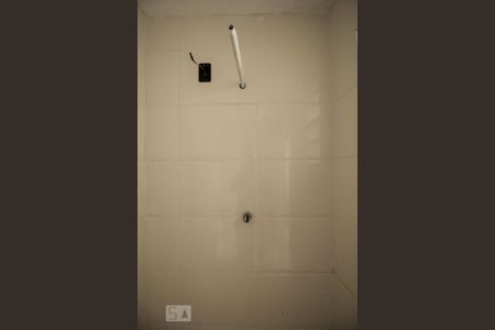 Casa de condomínio para alugar com 40m², 1 quarto e sem vagaBanheiro