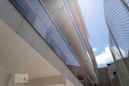 Apartamento à venda com 30m², 1 quarto e sem vaga Apartamento à venda com 30m², 1 quarto e sem vagaFachada