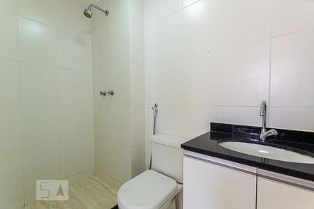 Apartamento à venda com 84m², 3 quartos e 2 vagasBanheiro Social