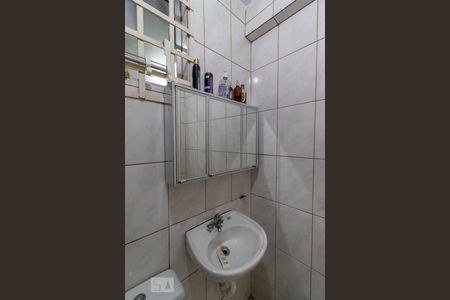 Apartamento para alugar com 50m², 1 quarto e sem vagaBanheiro - Pia