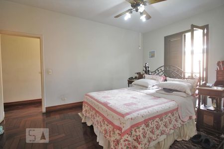 Casa à venda com 750m², 4 quartos e 6 vagasSuíte 3