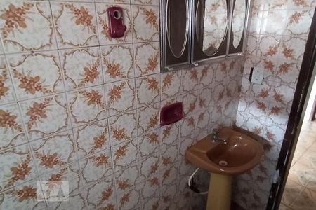 Casa para alugar com 125m², 2 quartos e 1 vaga Casa para alugar com 125m², 2 quartos e 1 vagaBanheiro