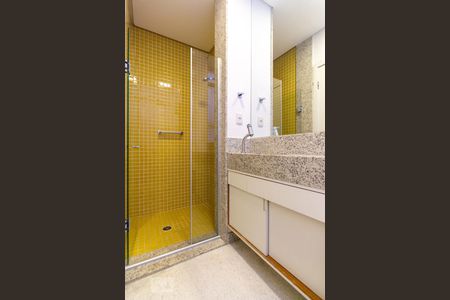 Apartamento à venda com 160m², 3 quartos e sem vaga Apartamento à venda com 160m², 3 quartos e sem vagaBanheiro da suíte