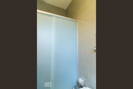 Casa à venda com 216m², 4 quartos e 3 vagasBanheiro da suíte 1