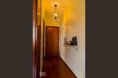 Casa à venda com 216m², 4 quartos e 3 vagasSuíte 2 