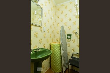 Casa à venda com 216m², 4 quartos e 3 vagasBanheiro da edícula