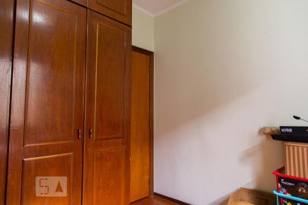 Casa à venda com 216m², 4 quartos e 3 vagasQuarto 2