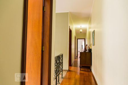 Casa à venda com 216m², 4 quartos e 3 vagasCorredor