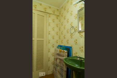 Casa à venda com 216m², 4 quartos e 3 vagasBanheiro da edícula