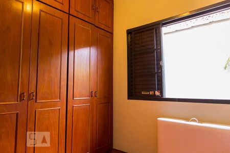 Casa à venda com 216m², 4 quartos e 3 vagasQuarto 1