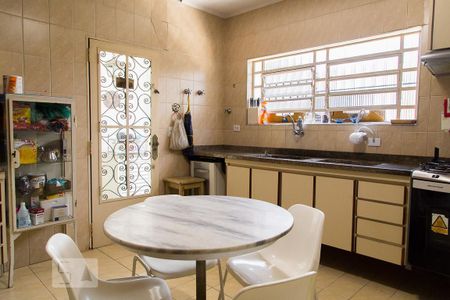 Casa à venda com 216m², 4 quartos e 3 vagasCozinha
