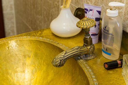 Casa à venda com 216m², 4 quartos e 3 vagasLavabo - Torneira