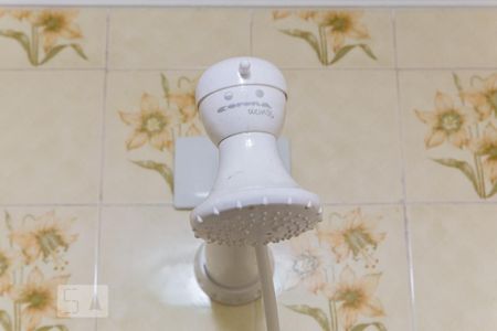 Casa à venda com 216m², 4 quartos e 3 vagasBanheiro da edícula - Chuveiro