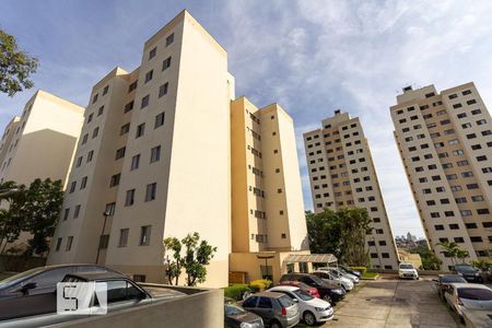 Apartamento para alugar com 72m², 2 quartos e 1 vaga Apartamento para alugar com 72m², 2 quartos e 1 vagaFachada
