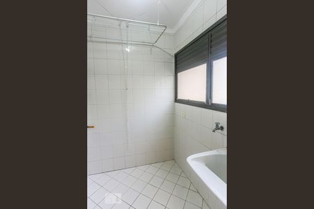 Apartamento para alugar com 72m², 2 quartos e 1 vaga Apartamento para alugar com 72m², 2 quartos e 1 vagaArea de Serviço
