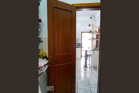 Casa à venda com 180m², 3 quartos e 4 vagas Casa à venda com 180m², 3 quartos e 4 vagasÁrea de Serviço