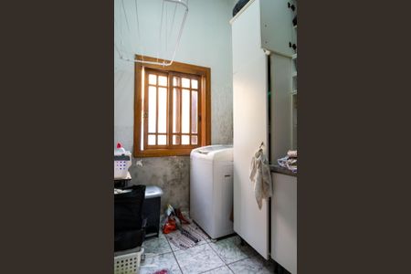 Casa à venda com 180m², 3 quartos e 4 vagas Casa à venda com 180m², 3 quartos e 4 vagasÁrea de Serviço