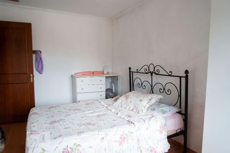 Casa à venda com 180m², 3 quartos e 4 vagas Casa à venda com 180m², 3 quartos e 4 vagasQuarto 1