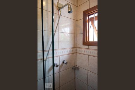 Casa à venda com 180m², 3 quartos e 4 vagas Casa à venda com 180m², 3 quartos e 4 vagasBanheiro Social