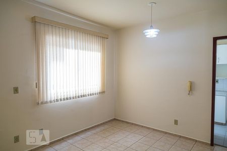 Sala de apartamento para alugar com 2 quartos, 50m² em Colégio Batista, Belo Horizonte