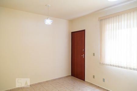 Sala de apartamento para alugar com 2 quartos, 50m² em Colégio Batista, Belo Horizonte