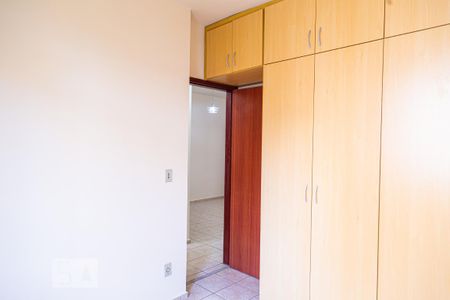 Quarto 1 de apartamento para alugar com 2 quartos, 50m² em Colégio Batista, Belo Horizonte