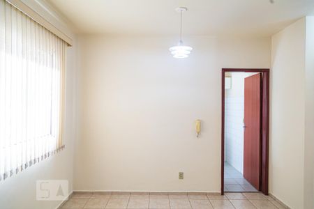 Sala de apartamento para alugar com 2 quartos, 50m² em Colégio Batista, Belo Horizonte
