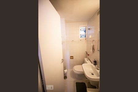 Apartamento para alugar com 74m², 3 quartos e 1 vaga Apartamento para alugar com 74m², 3 quartos e 1 vagaBanheiro Social