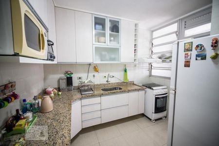 Apartamento para alugar com 74m², 3 quartos e 1 vaga Apartamento para alugar com 74m², 3 quartos e 1 vagaCozinha