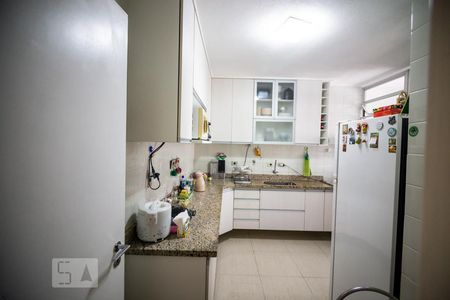 Apartamento para alugar com 74m², 3 quartos e 1 vaga Apartamento para alugar com 74m², 3 quartos e 1 vagaCozinha