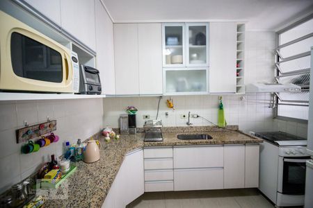 Apartamento para alugar com 74m², 3 quartos e 1 vaga Apartamento para alugar com 74m², 3 quartos e 1 vagaCozinha