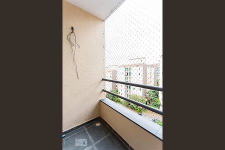 Varanda de apartamento à venda com 2 quartos, 56m² em Veloso, Osasco