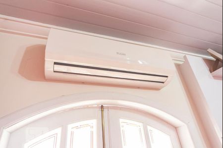 Casa à venda com 345m², 4 quartos e 3 vagasAr condicionado