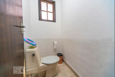 Casa à venda com 345m², 4 quartos e 3 vagasLavabo 