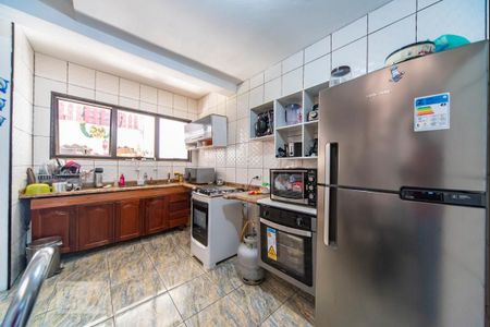 Casa à venda com 345m², 4 quartos e 3 vagasCozinha 